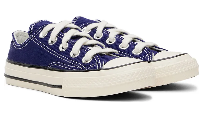 converse-chuck-taylor-all-star 372886C
