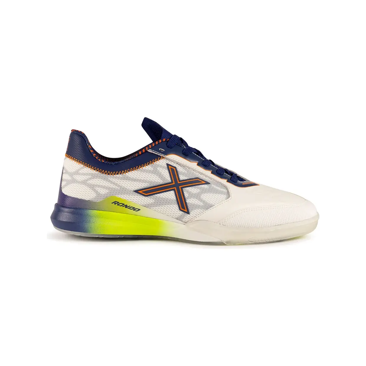 munich-sneaker 477002642