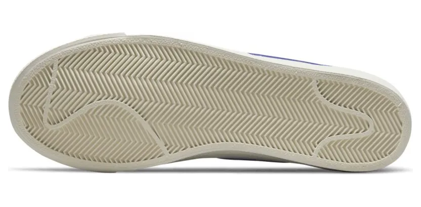 nike-blazer DA6364-103