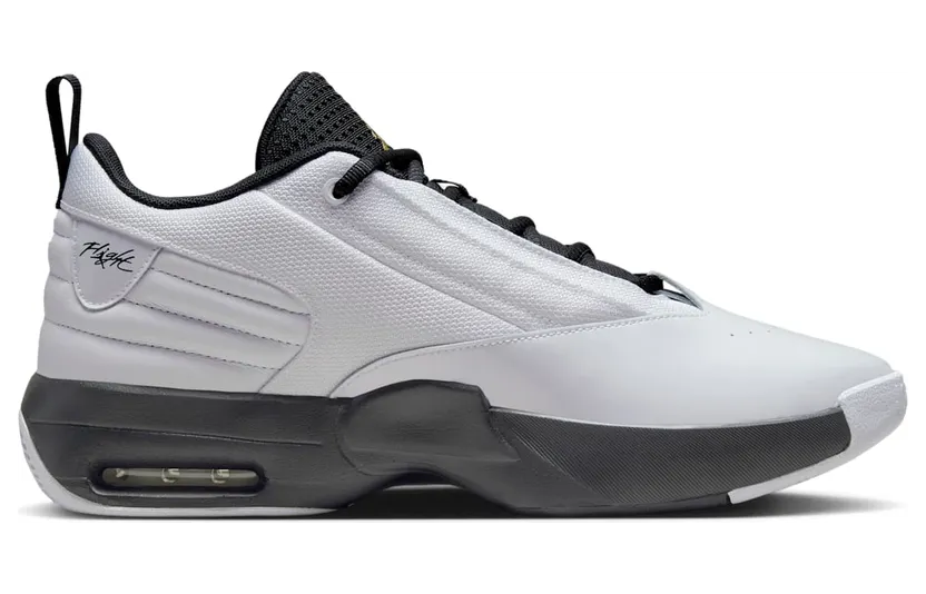 air-jordan-max-aura FQ8298-101