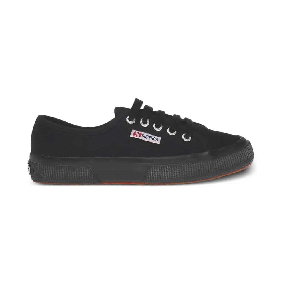Superga ‘2750 Cotu Classic’ – Black (2750COBINUS002KI0)
