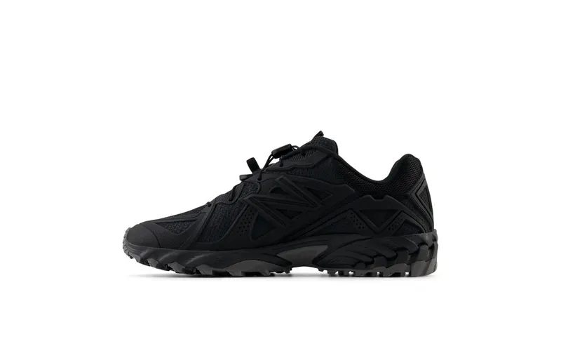 New Balance 610 Triple Black (ML610DE)