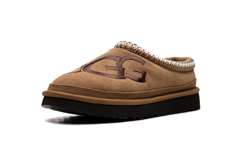 Ugg Tasman Logo Slide “Chestnut” (1112448-CESP)