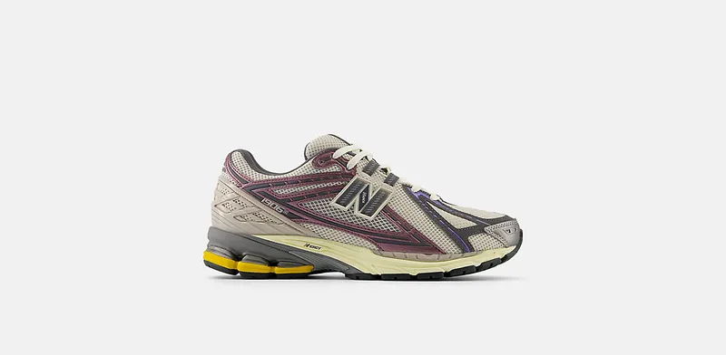 New Balance 1906R “LICORICE” (M1906RRA)