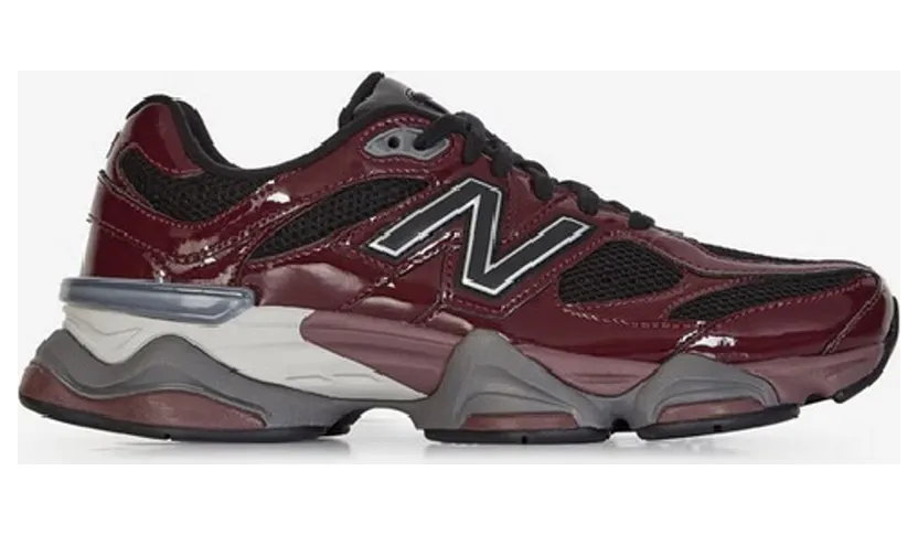 New Balance 9060 Rood (U9060CPM)