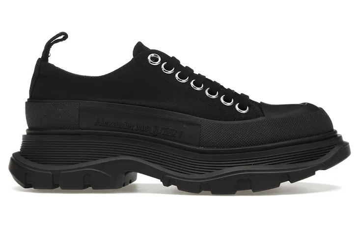 Alexander McQueen Tread Slick Low Lace Up Black (W) (611705 W4MV2 1000)