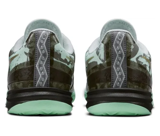 nike-sneaker 704942-301