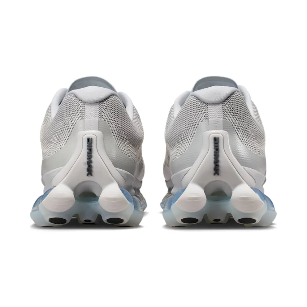 Nike Liquid Max – “Grey Fog / Platinum Tint / Pure Platinum / Dark Smoke Grey” (IQ7634-005)