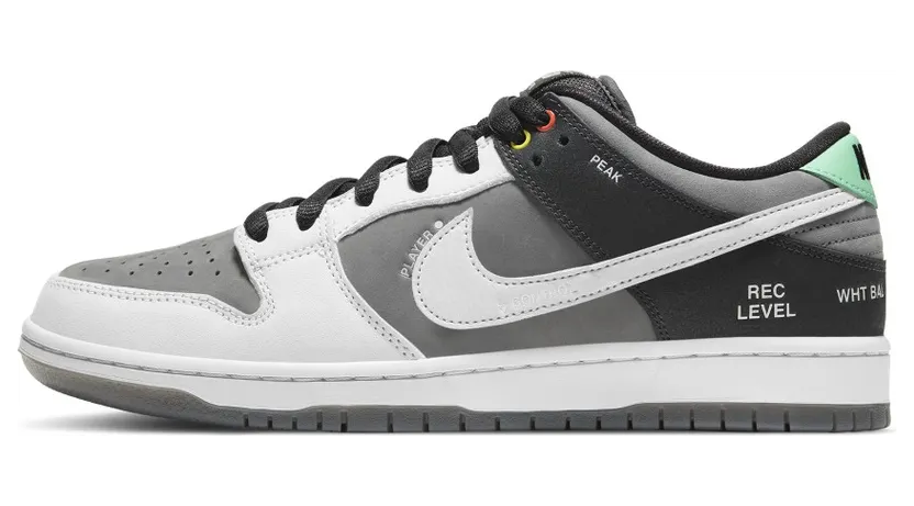Nike SB Dunk Low VX1000 (CV1659-001)