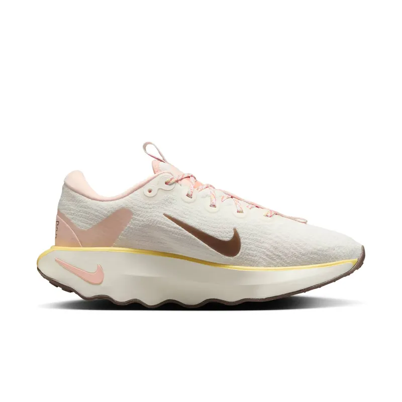 Nike Motiva Sail Washed Coral Mink Brown (HV5988-121)