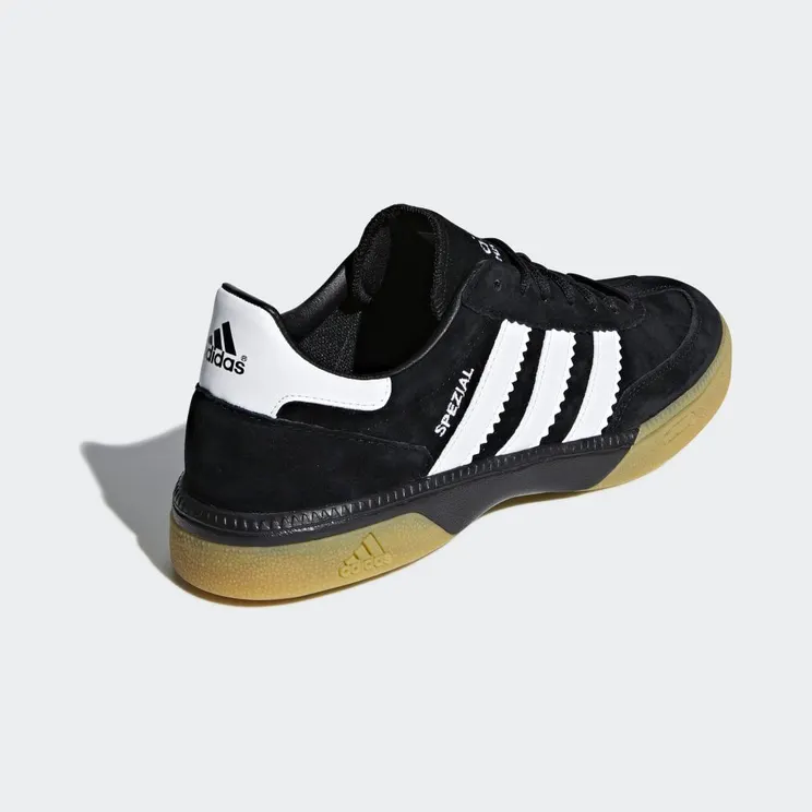 adidas-handball M18209