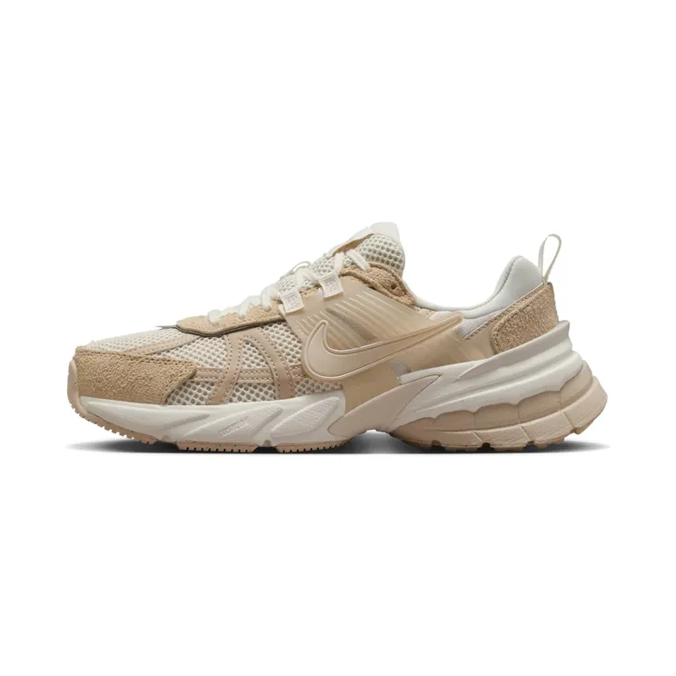 Nike V2K Run “Sail Sand Drift” (HV3917-133)