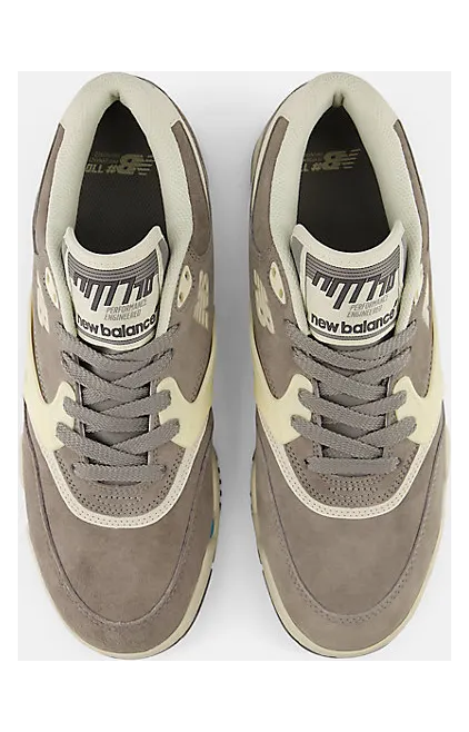new-balance-numeric UN770GRY