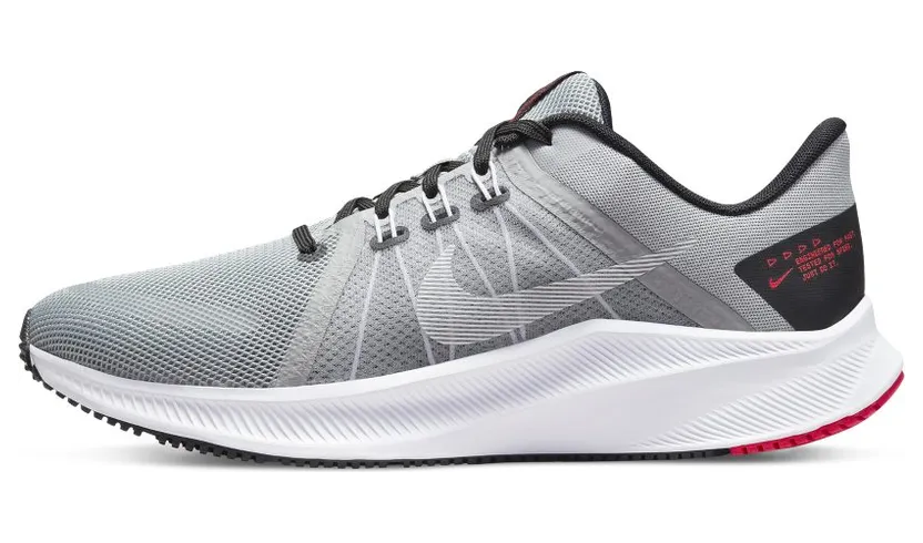 Nike Quest 4 voor heren (straat) Grijs (DA1105-007)