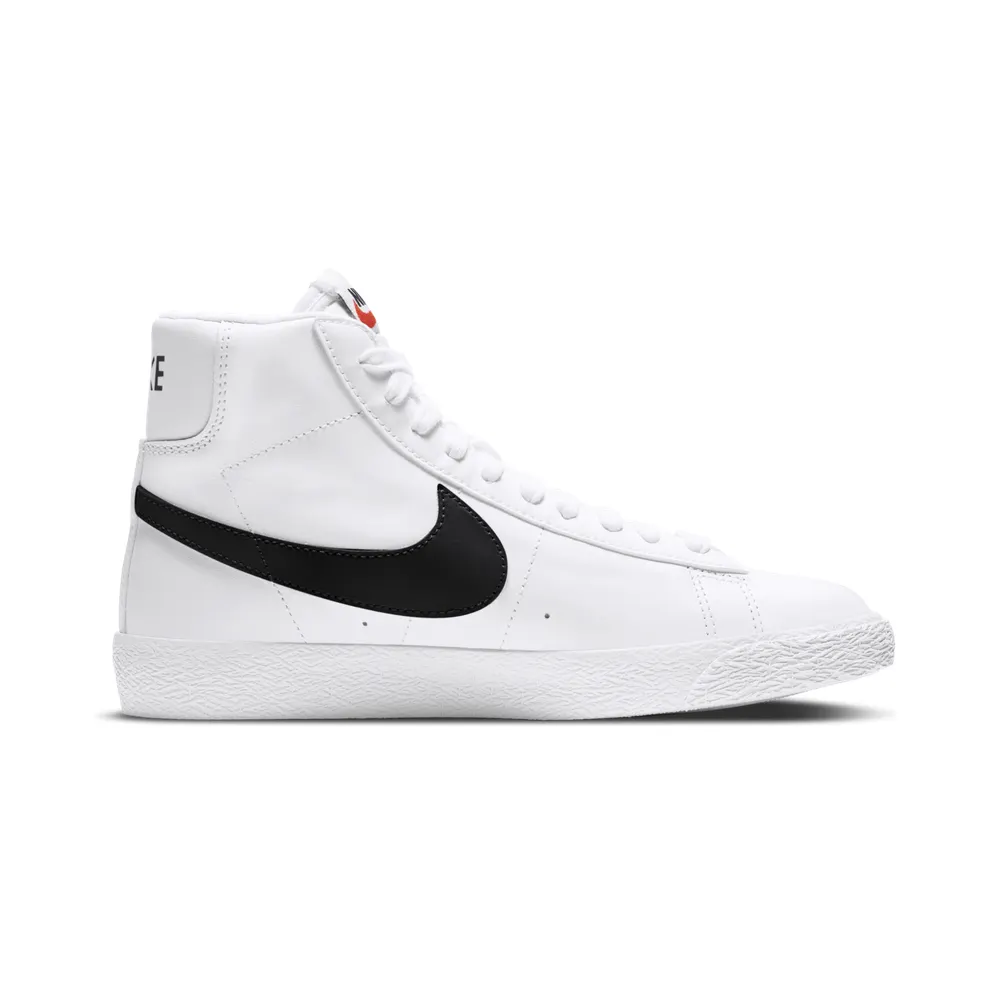 Nike Blazer Mid Older Kids’ White (CZ7531-100)