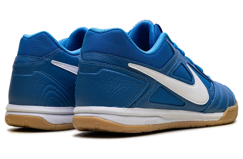 nike-gato HQ6019-400