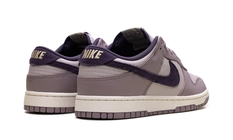 Nike Dunk Low SE “Light Violet Ore” (HQ3642-202)