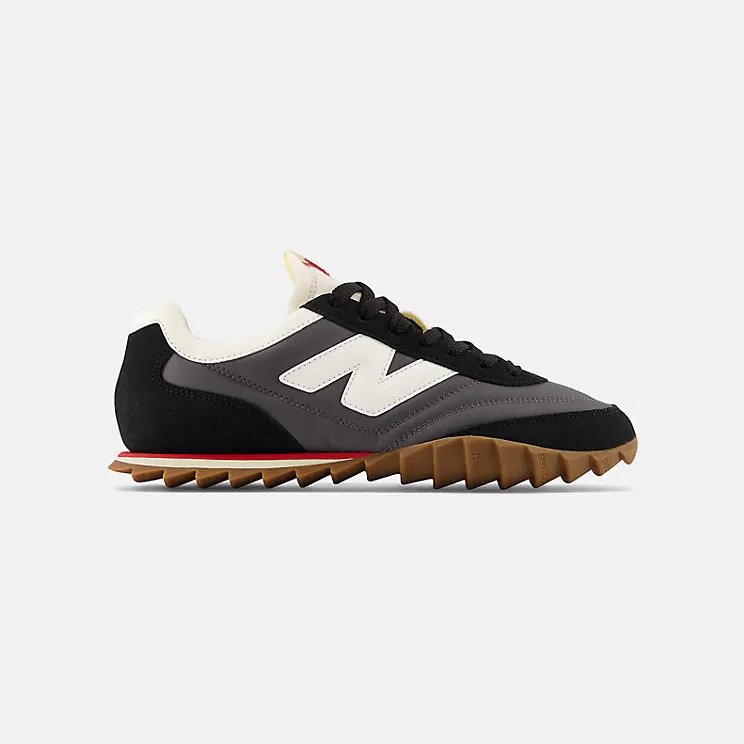 New Balance Black RC30 Sneakers (URC30VC)