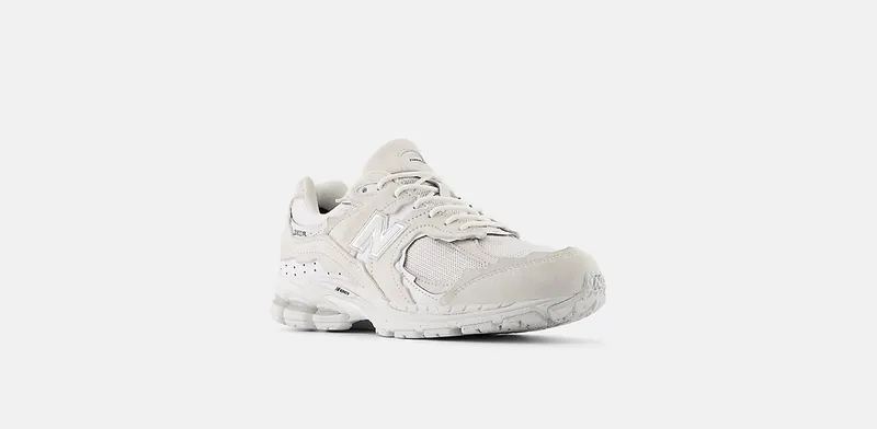 New Balance 2002R “Protection Pack – White” (U2002DXA)