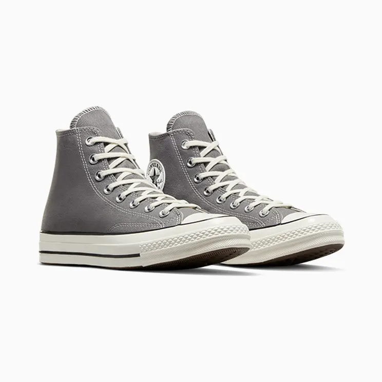 converse-chuck-taylor-all-star A05584C