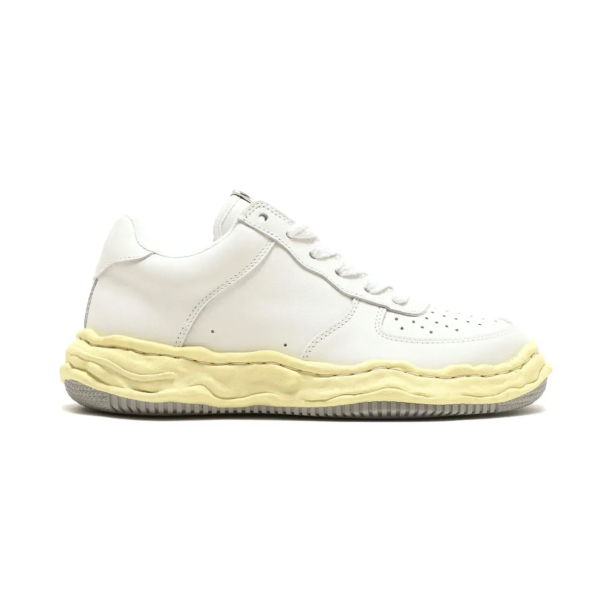 Mihara Yasuhiro Wayne Leather Low White Cream Sole (A09FW730-WHITE)