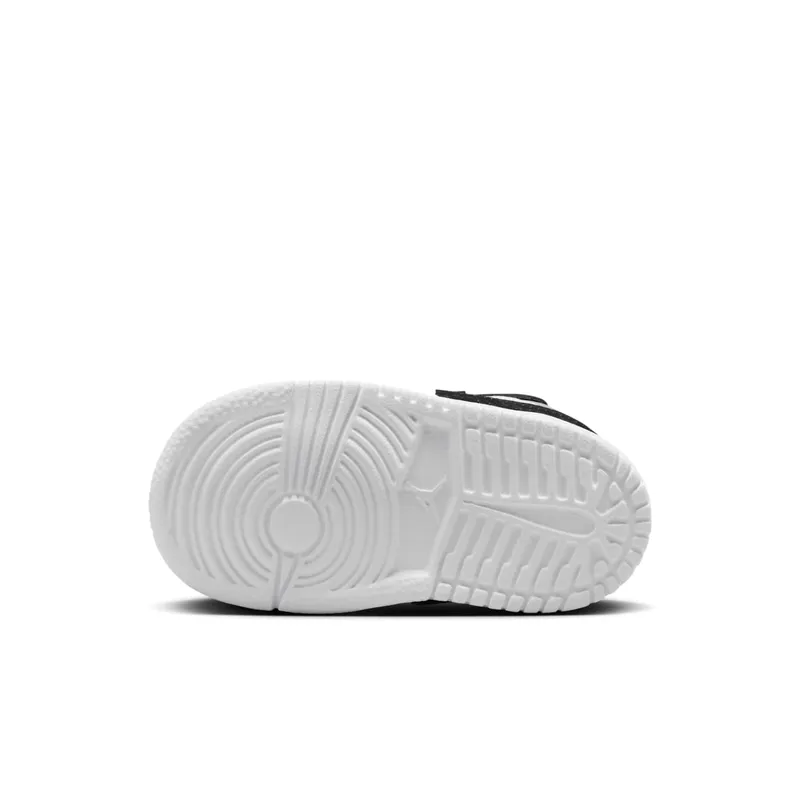 Jordan 1 Low ALT SE White Black Matte Silver (IB3886-106)