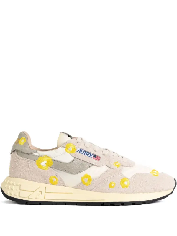 Autry Low-top with Embroidered Flowers – Beige (WWLMEF01)