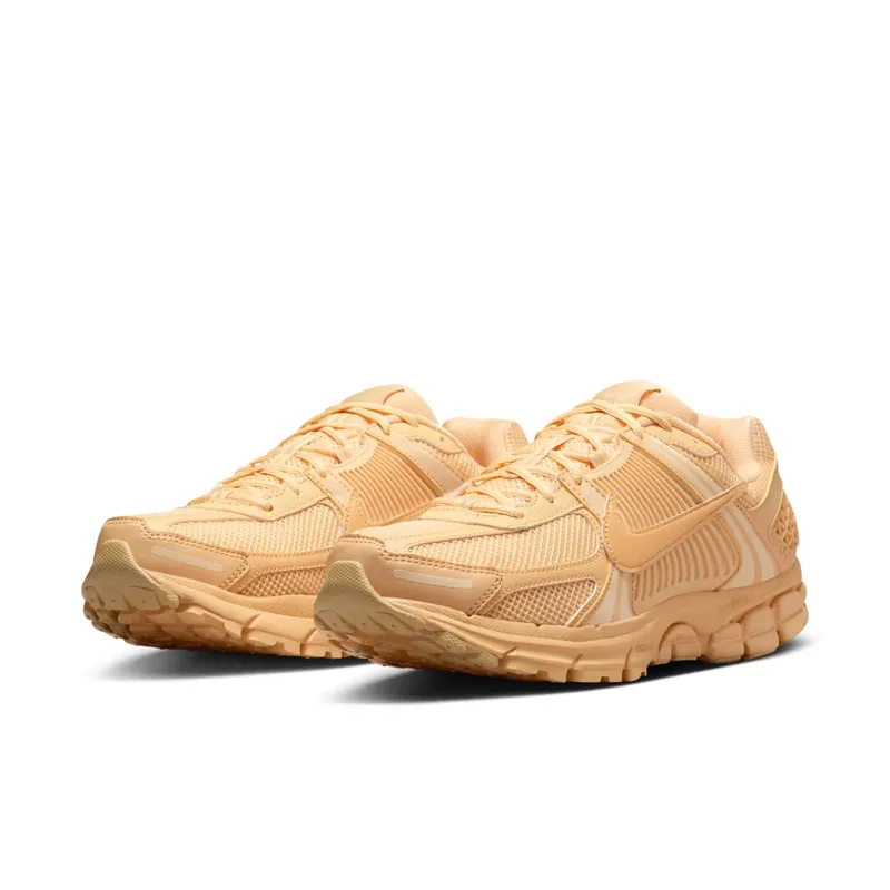 Nike Zoom Vomero 5 “Celestial Gold” (HF5493-200)