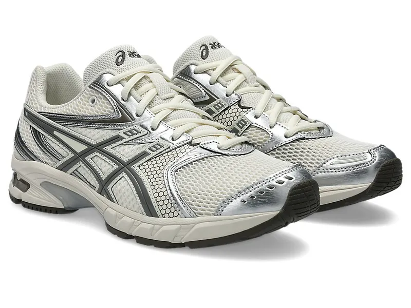 ASICS GEL-DS TRAINER 14 “Cream / Clay Grey” (1203A607-110)