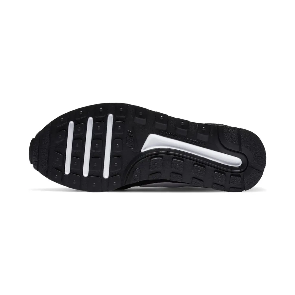Nike MD Valiant Older Kids’ Black (CN8558-002)
