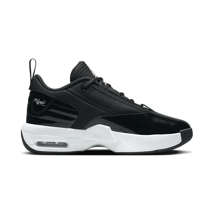 air-jordan-max-aura FQ8297-010
