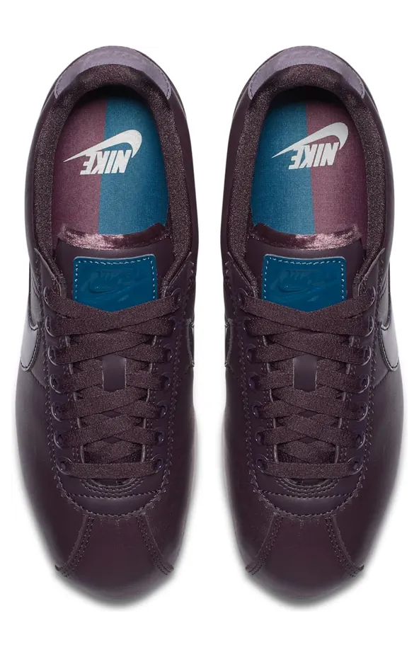 nike-cortez AJ0135-600