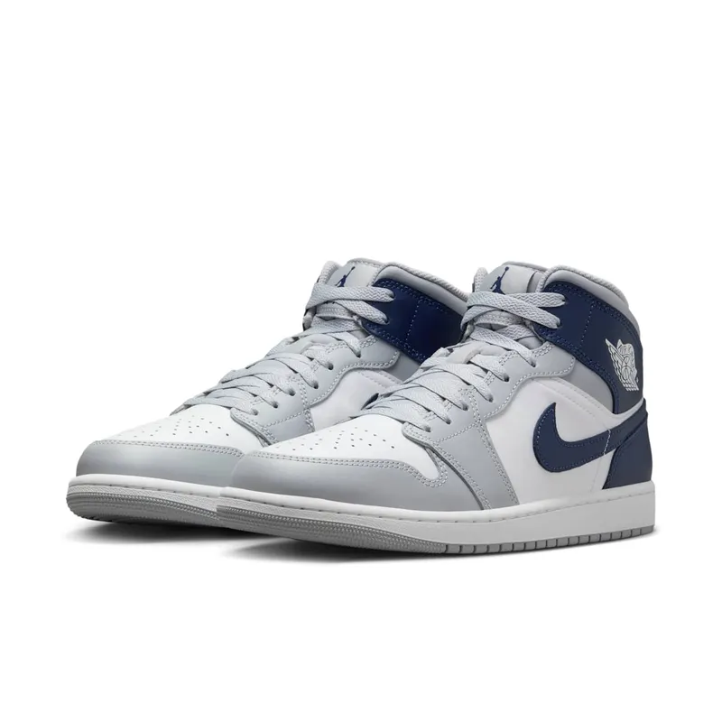 Air Jordan 1 Mid “Wolf Grey Midnight Navy” (DQ8426-104)