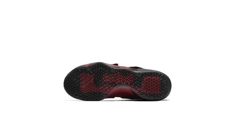 Nike LeBron Zoom Soldier 11 Burgundy Team Red/Black-White (897646-600)