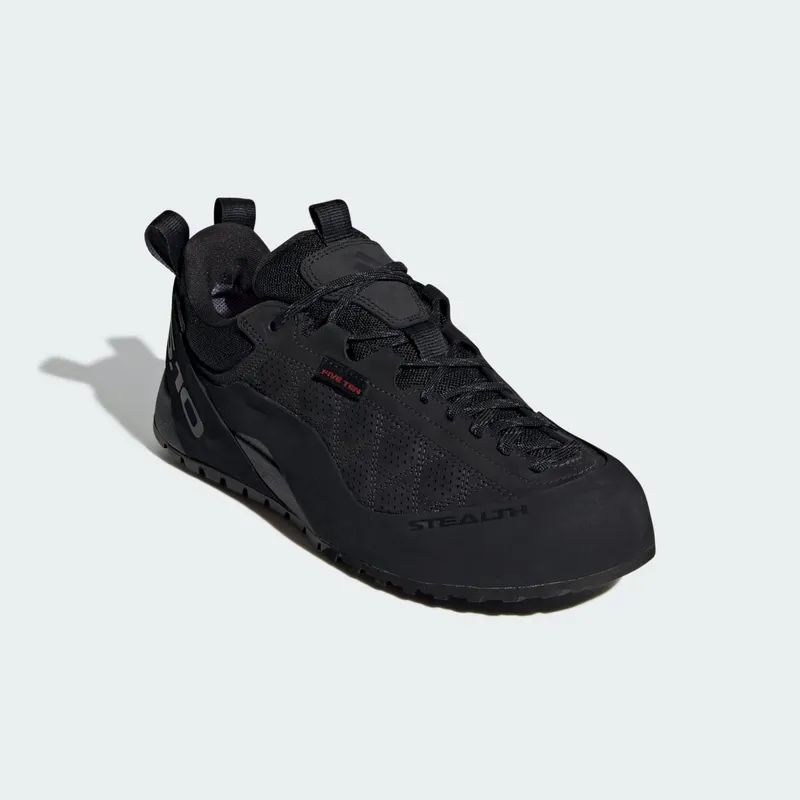 Adidas GUIDE TENNIE PRO GTX Core Black / Carbon / Core Black (JP8633)