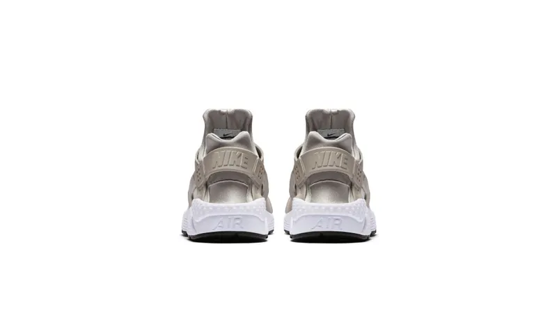 Nike Air Huarache Cobblestone/Cobblestone-White Cobblestone/Cobblestone-White (318429-040)