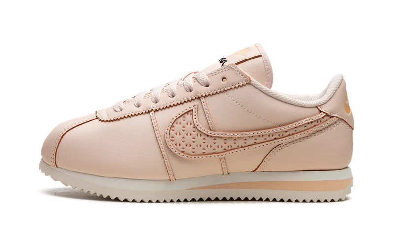 Nike CORTEZ SE “World Make Mexico” (FN7665-838)