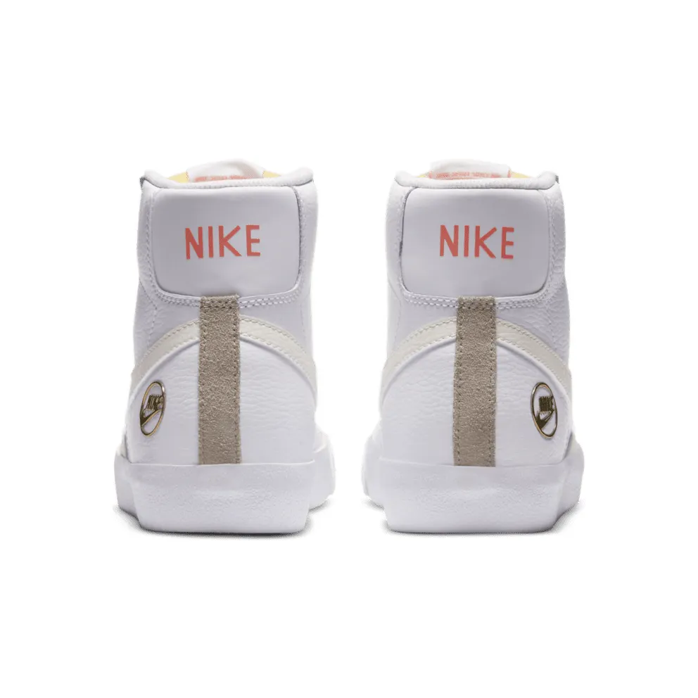 Nike Blazer Mid 77 White Sail Metallic Gold (W) White/Sail-Metallic Gold-Atomic Pink (DC1421-100)