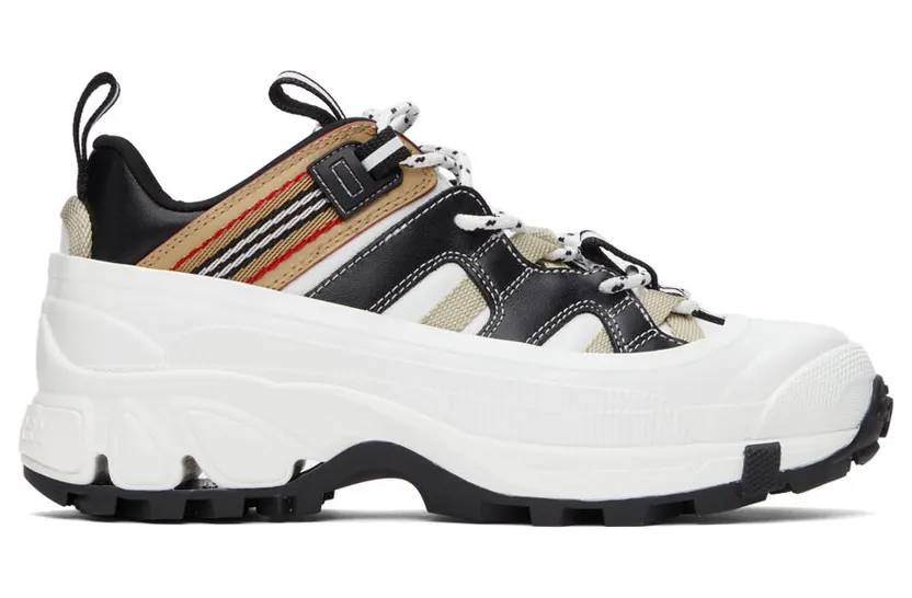 Burberry White Icon Stripe Arthur Sneakers (8045825)