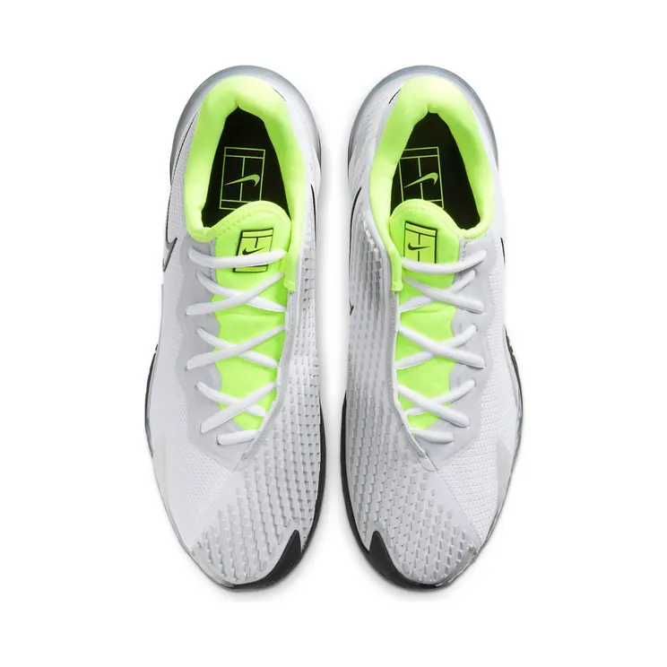 nikecourt CD0424-100