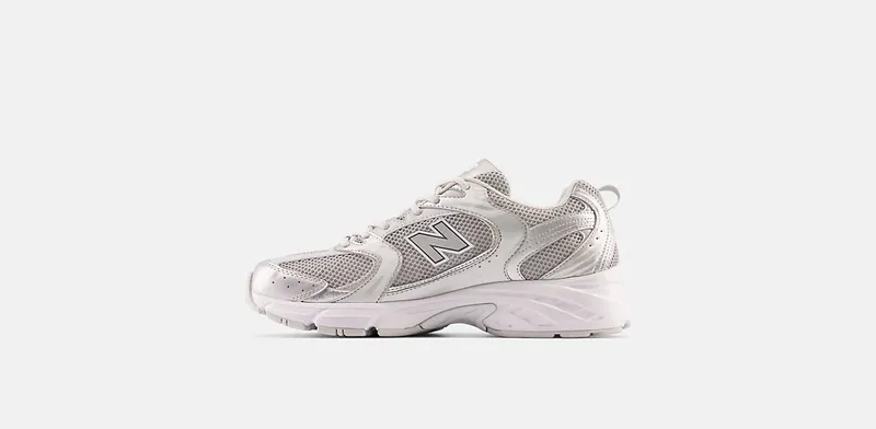 New Balance 530 “Moonbeam Silver Metallic” (MR530RS)