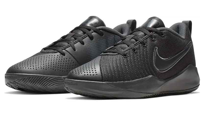 nike-team-hustle AT5298-001