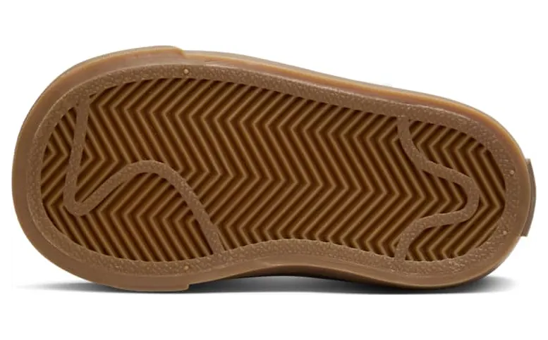 nikecourt DA5382-006