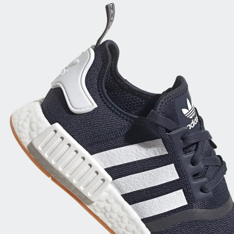 adidas NMD_R1 Collegiate Navy / Cloud White / Gum (G55574)