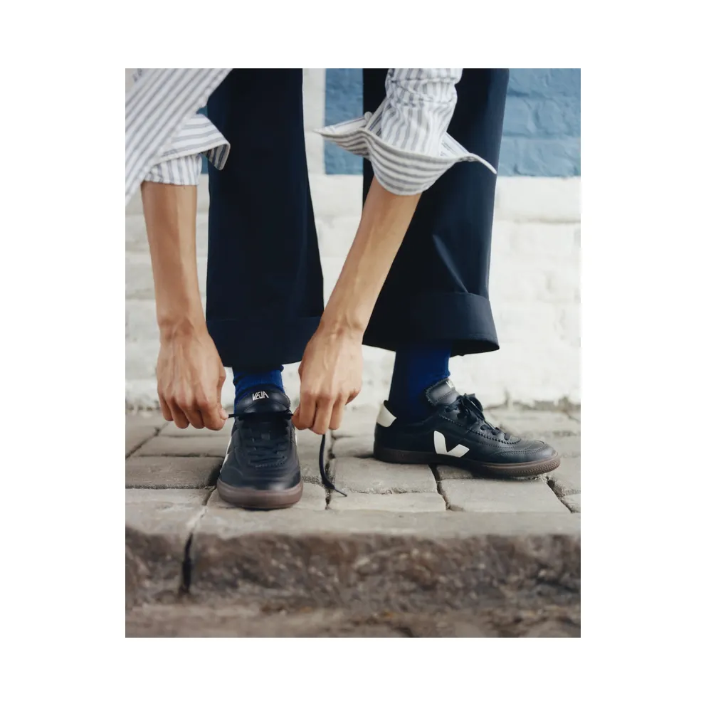Veja Panenka Low-Top Quilted O. T. Leather Black (FU2020707B)