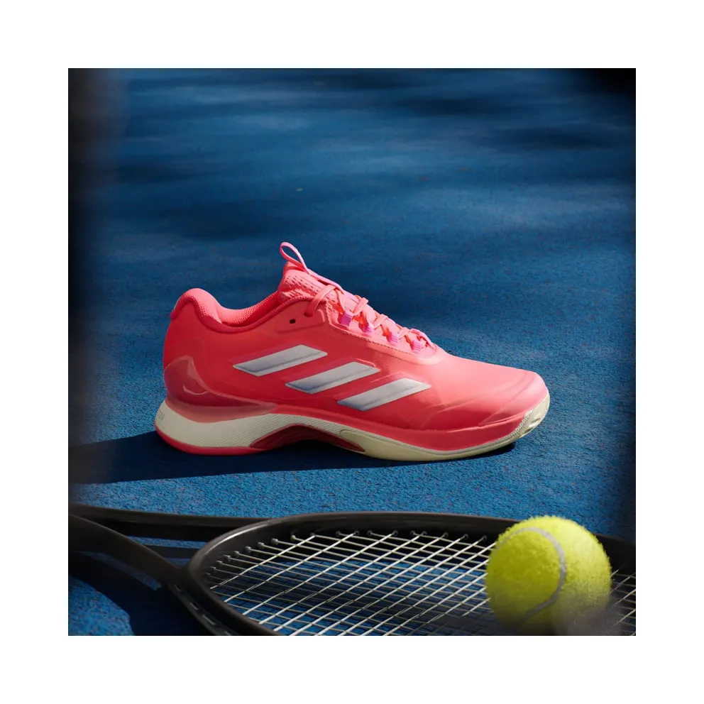 Adidas Avacourt 2 Tennis Lucid Red / Silver Metallic / Warm Vanilla (IH0462)