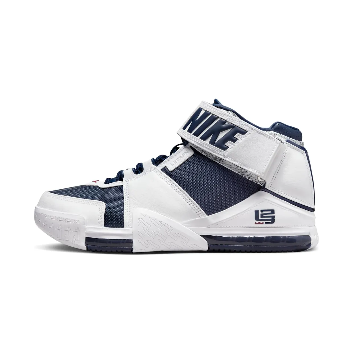 nike-lebron DR0826-100