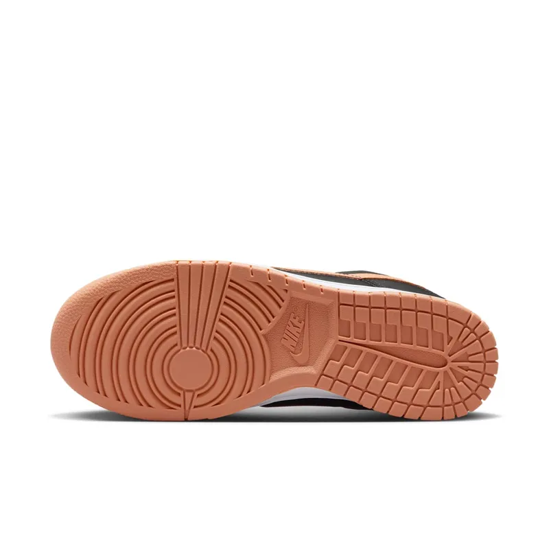 Nike Dunk Low “Black / Amber Brown” (DV0831-004)