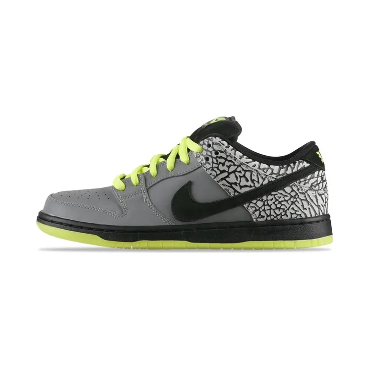 Nike SB Dunk Low Premium QS DJ Clark Kent 112 (504750-017)