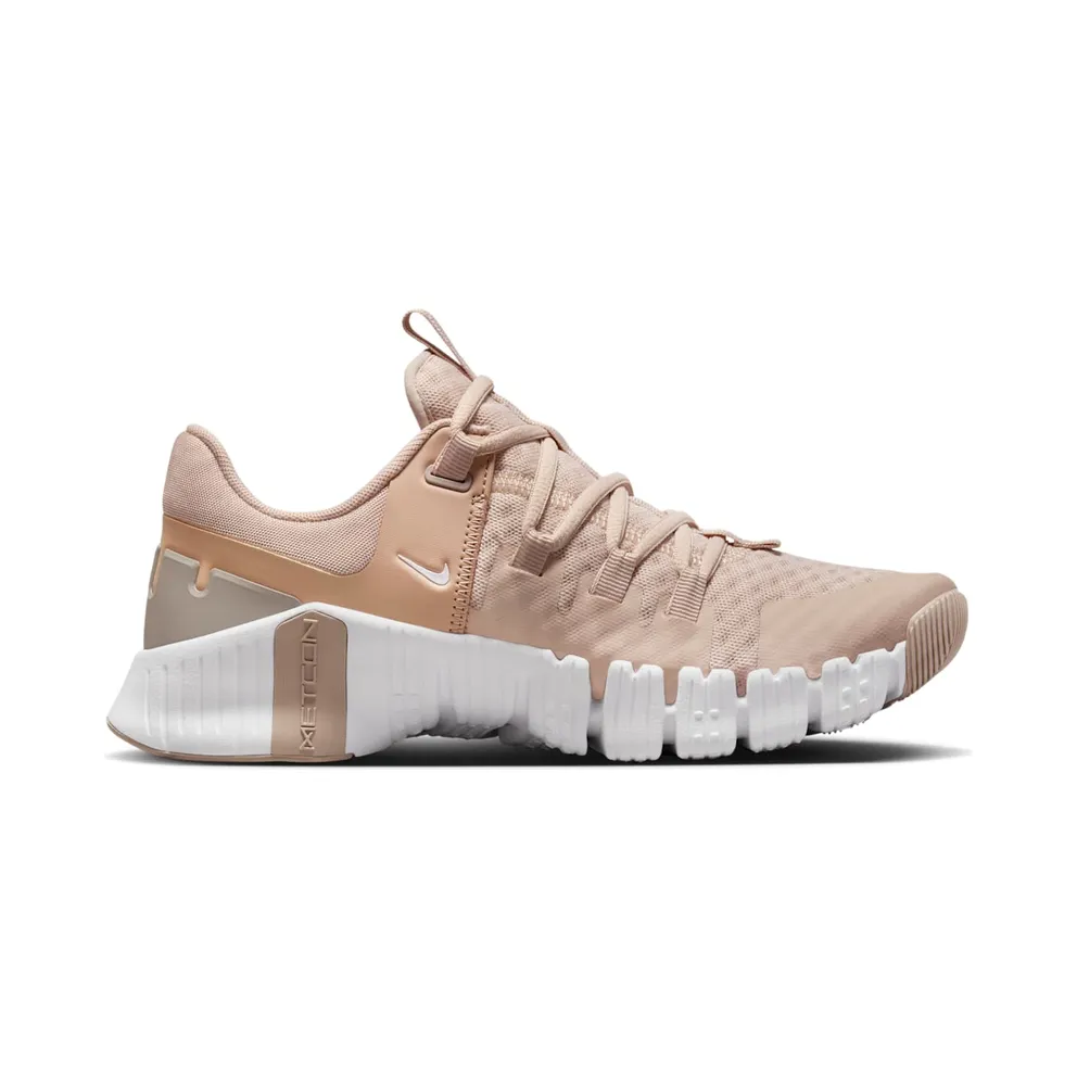 Nike Free Metcon 5 “Pink Oxford” (DV3950-600)